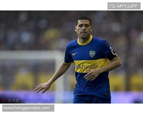 球星争锋：足球与篮球世界的巅峰对决与跨界魅力探讨