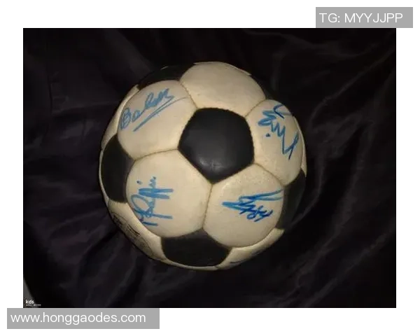 足球球星桌垫价格多少钱一个 市面上不同品牌和款式价格差异解析